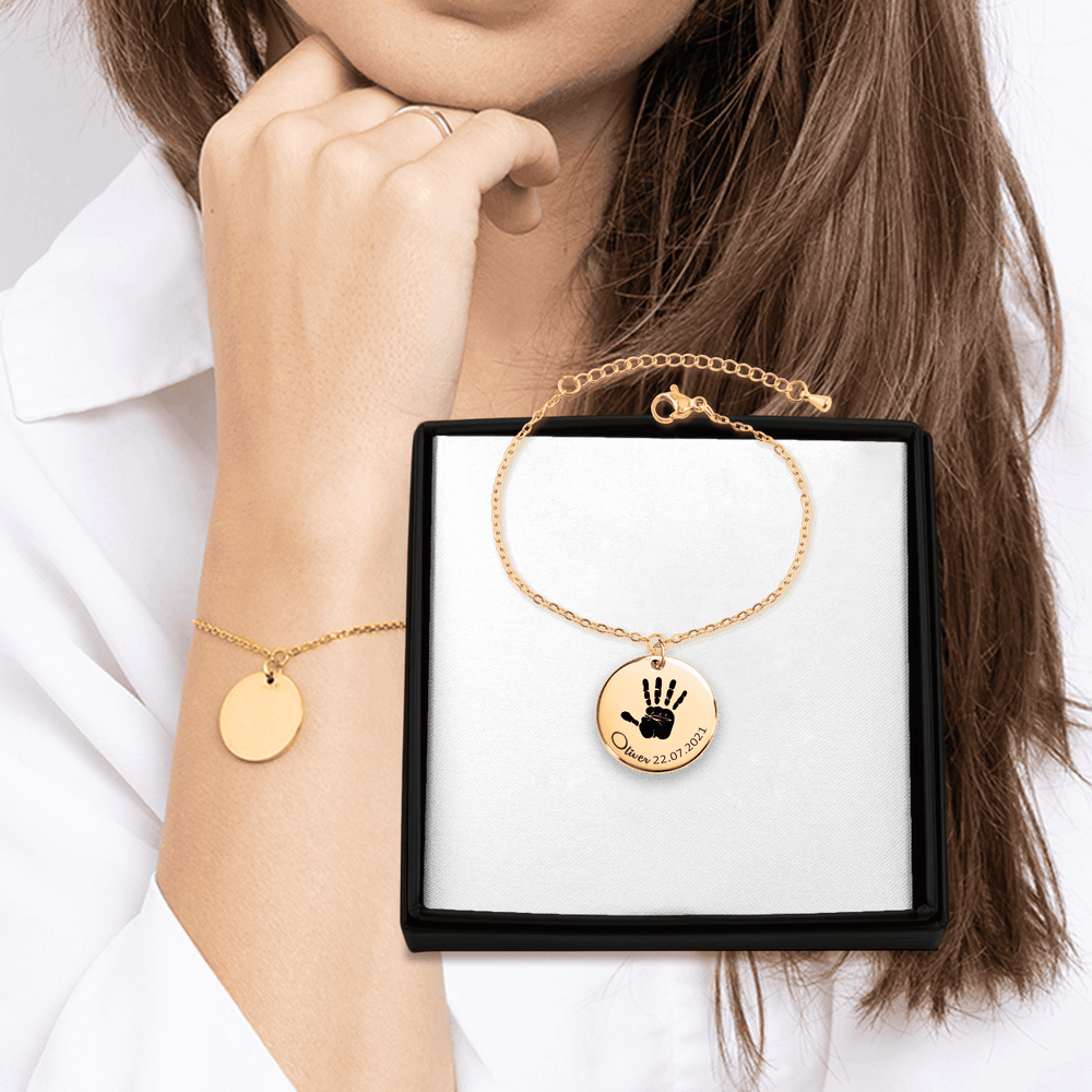 Armband mit eingraviertem echtem Handabdruck