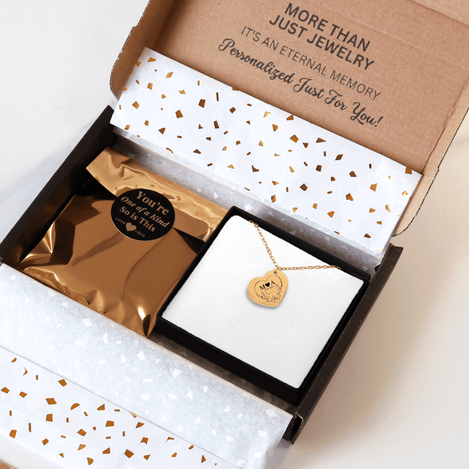 Collier Initiales Entrelacées Personnalisé (Eternal Love Coeur)