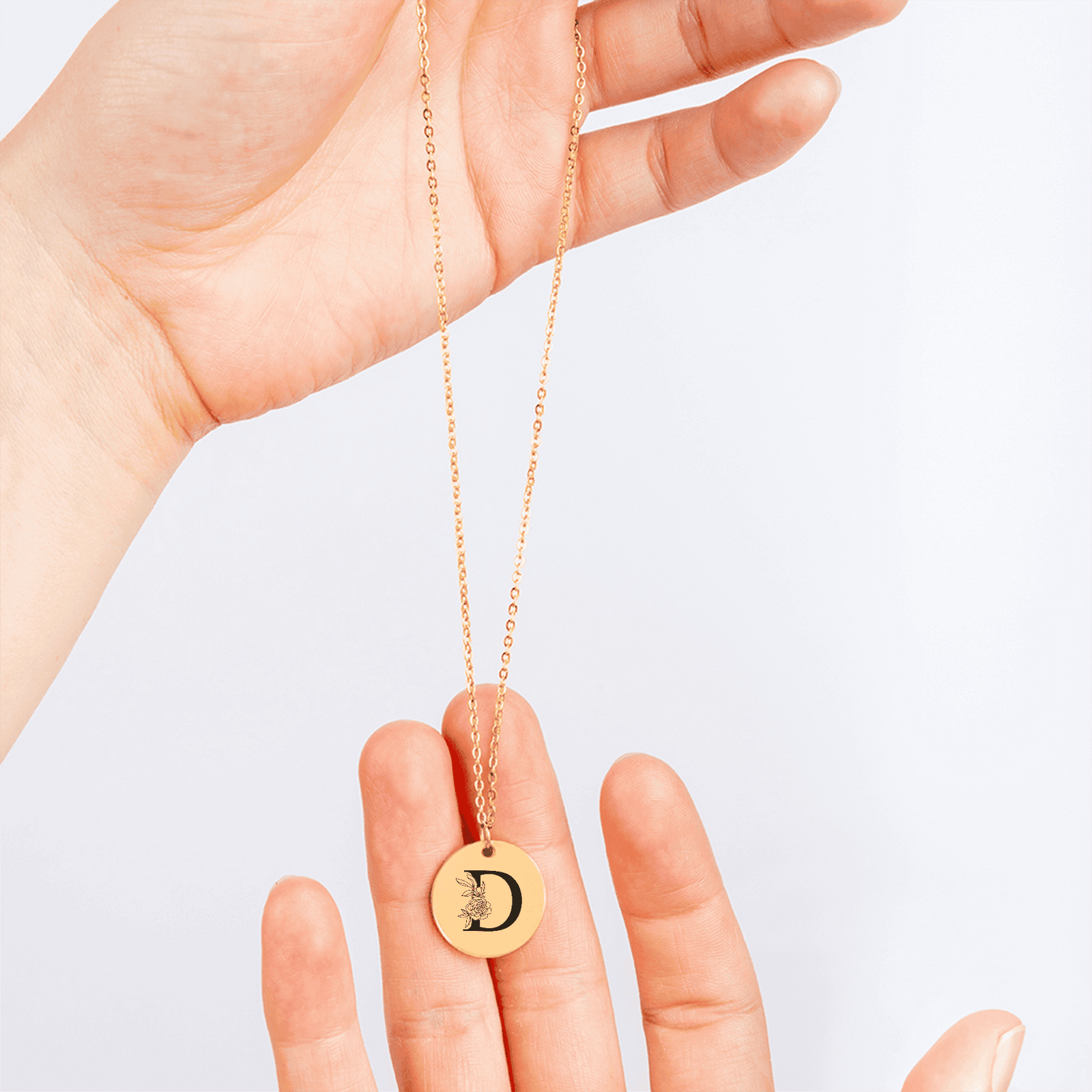 Collier Initiale Florale D Personnalisé