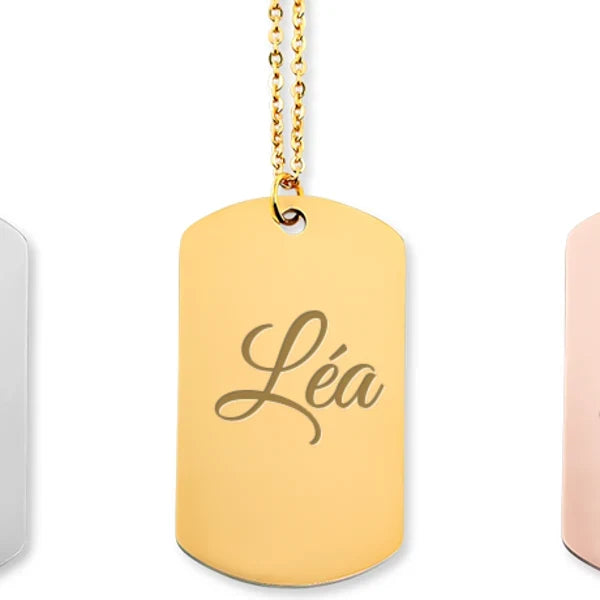 collier prénom Léa gravé, plaqué or, Atelier Cadée