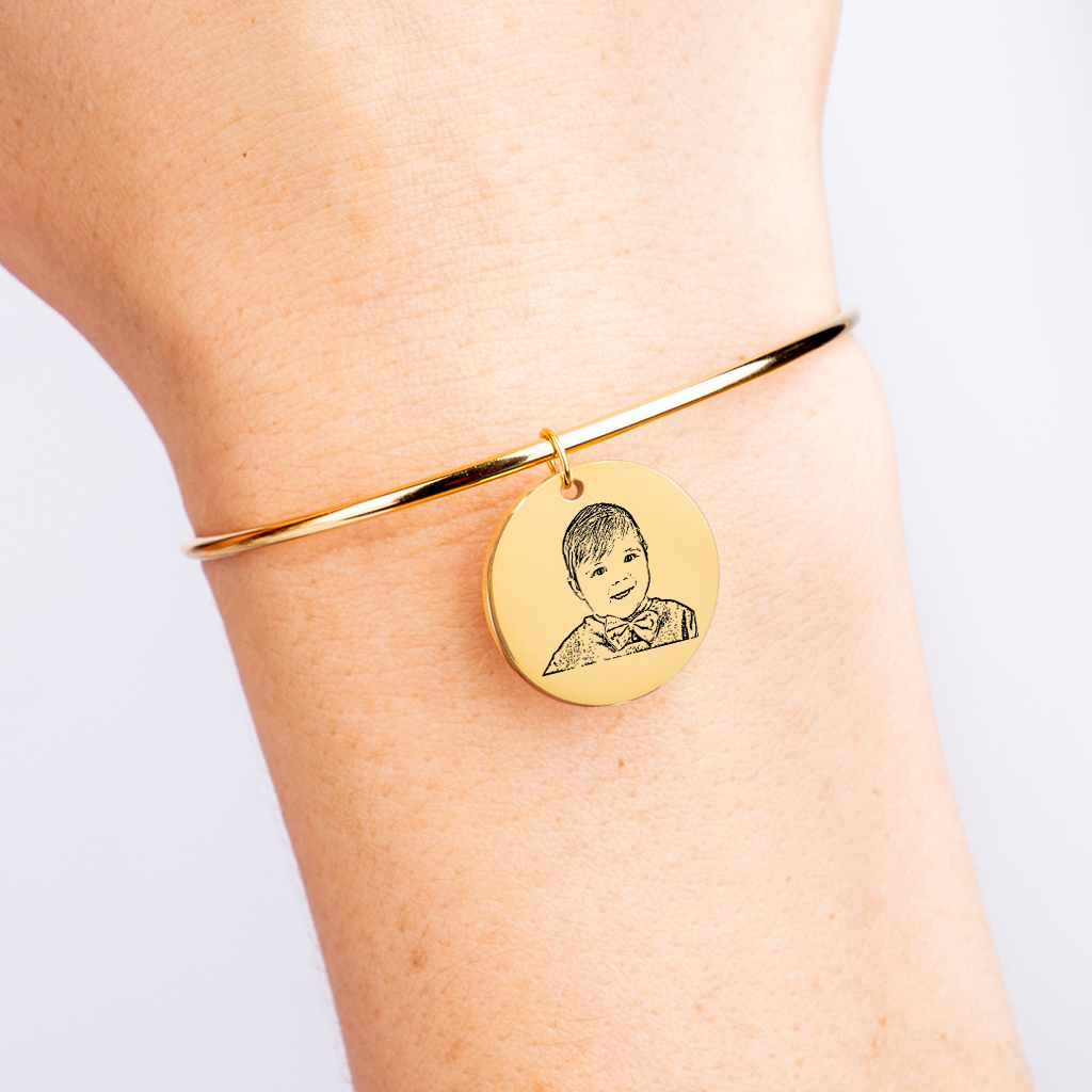 Bracelet jonc personnalisé photo d'enfant gravée — vue 3