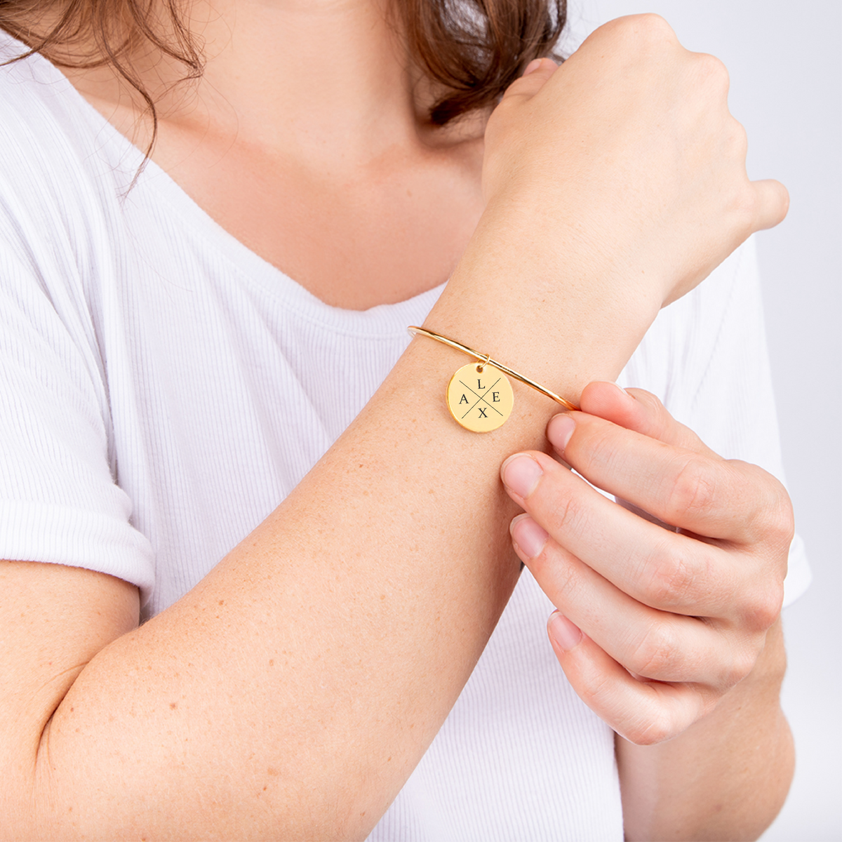 Bracelet jonc initiales personnalisées d'amitié pour 2 à 4, gravure acier inoxydable — vue 4